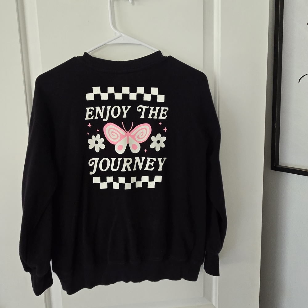 Old Navy Oversized Black Crew Neck with Butterfly Design Girls Size 10/12 - Picture 3 of 10